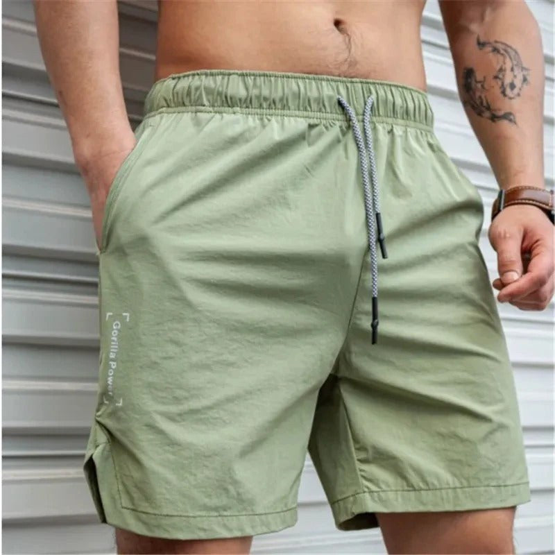 Diederik Breathable Shorts in Green