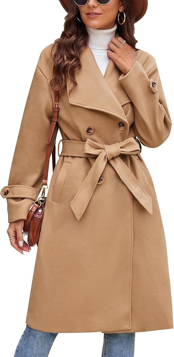 Dorothea Elegant Coat in Beige