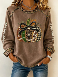 Vintage Leopard Crew Neck Long Sleeve Sweatshirt