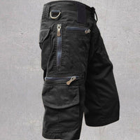 Eduard Shorts in Black