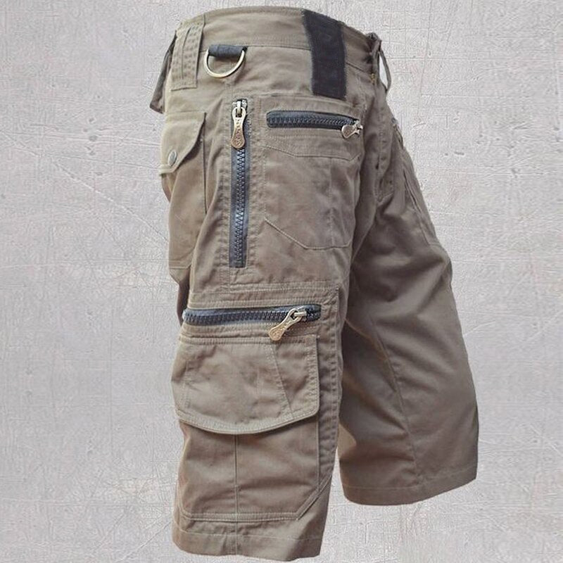 Eduard Shorts in Brown