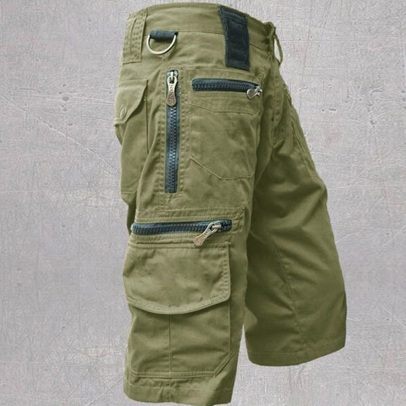 Eduard Shorts in Green
