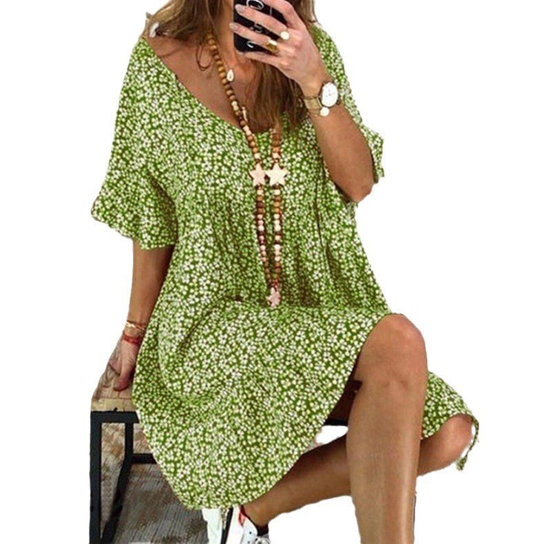 Effie Casual Dress with V-Neck in Black