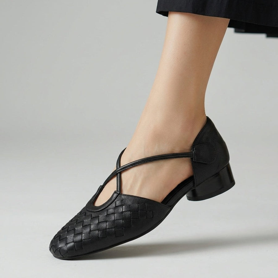 Elara Cross Strap Pump in Charcoal