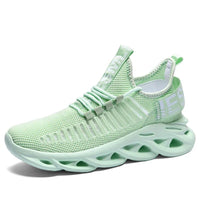 Emil Lightweight Sneakers in Green