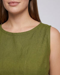 Emmeline Linen Top with Sleeveless and Pleated