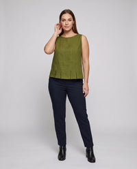 Emmeline Linen Top with Sleeveless and Pleated