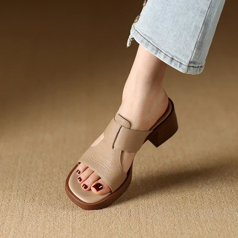 Enara Sandals in Khaki