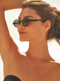 Ernst Elegant Sunglasses in Black Frame Dark Lenses