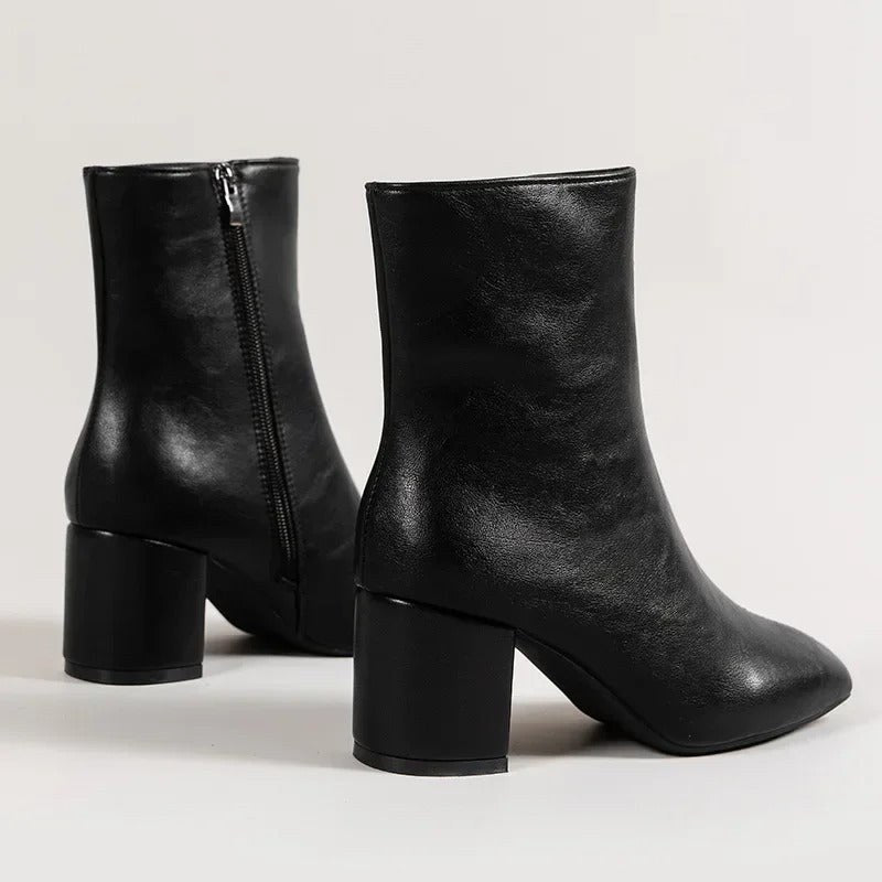 Eva Elegant Boots