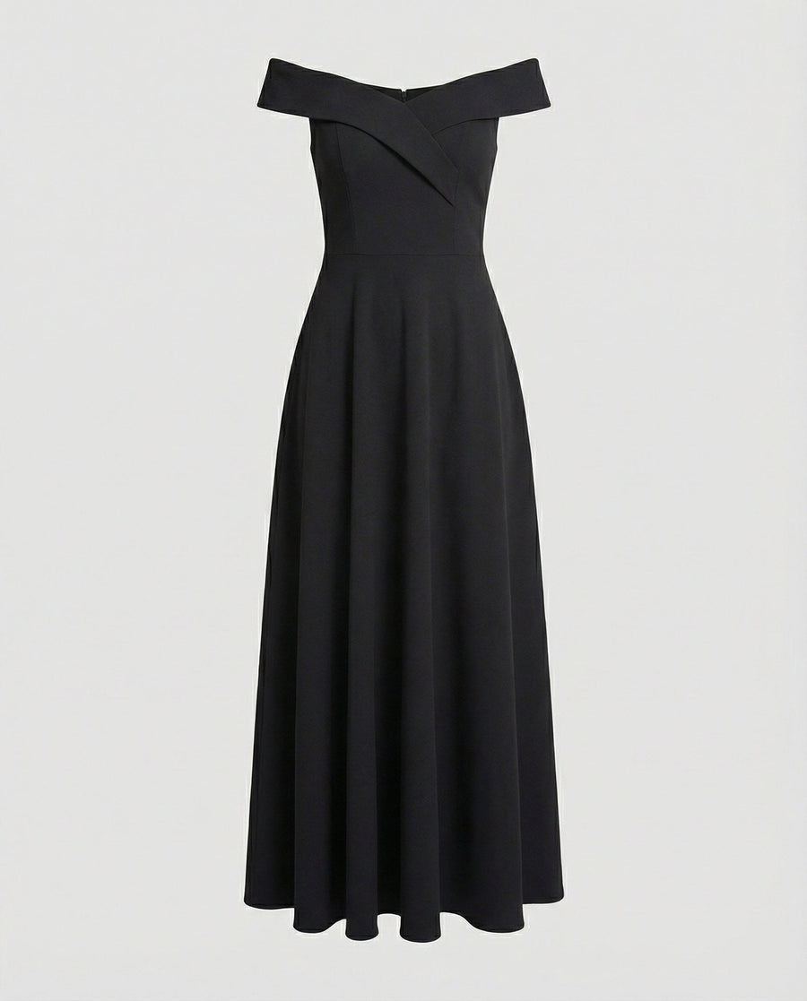 Evelina Elegant Evening Dress in Black