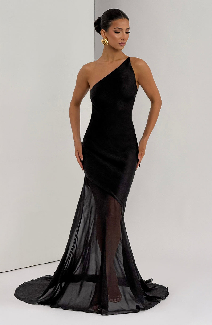 Silvia Gown – Black