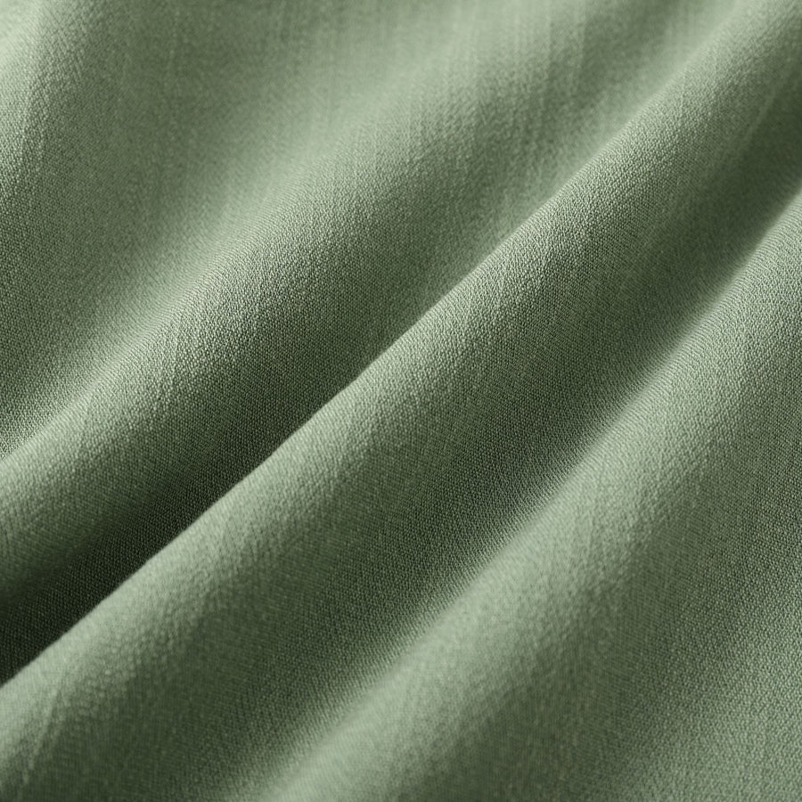 Farah Shirt with Short Sleeve and Chest Pocket in Green