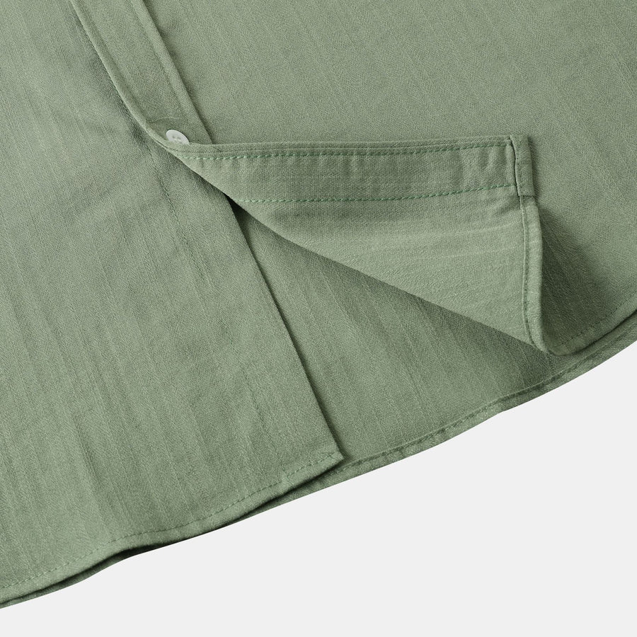 Farah Shirt with Short Sleeve and Chest Pocket in Green