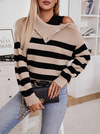 Faye Sweater with Striped and Oversized in Khaki