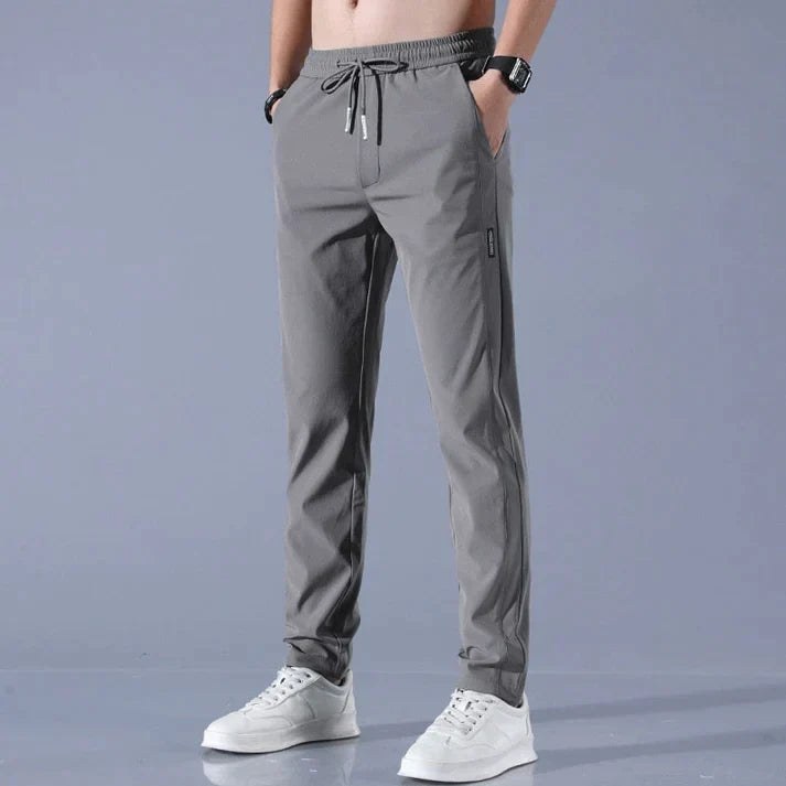 Finn Trousers in Dark Grey