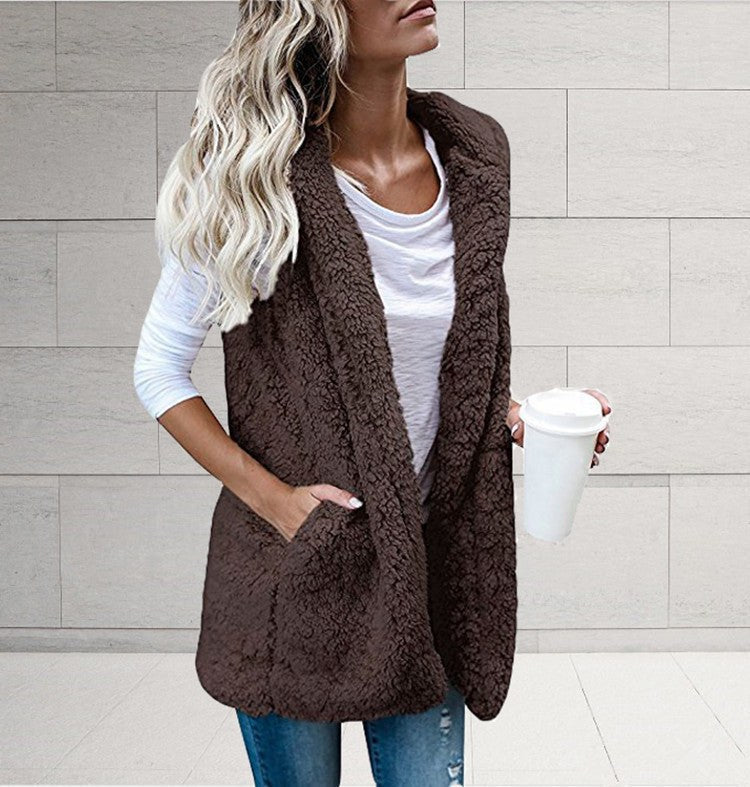 Flora Vest with Pockets in Coffee