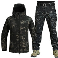 Florian Jacket with Zip Front in Camo-Schwarz