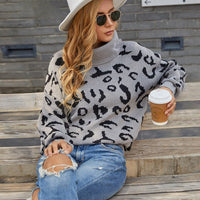 Frida Sweater with Oversized in Grey