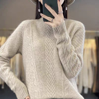 Gabriella Elegant Knit Sweater with Crew Neck in Elegantes Camel