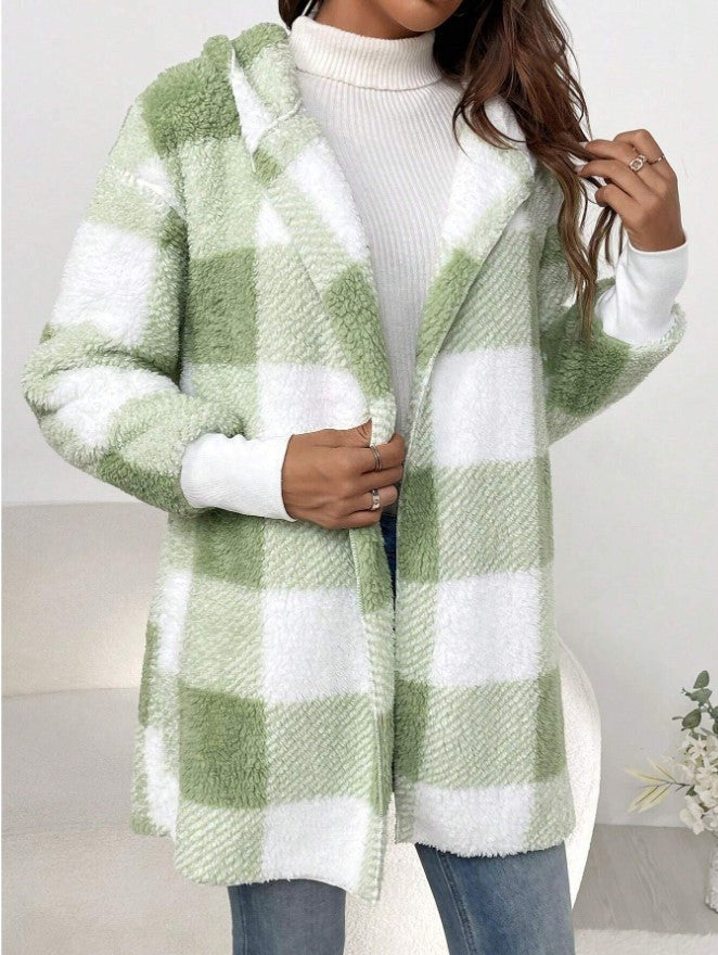 Gaia Jacket in Light Green