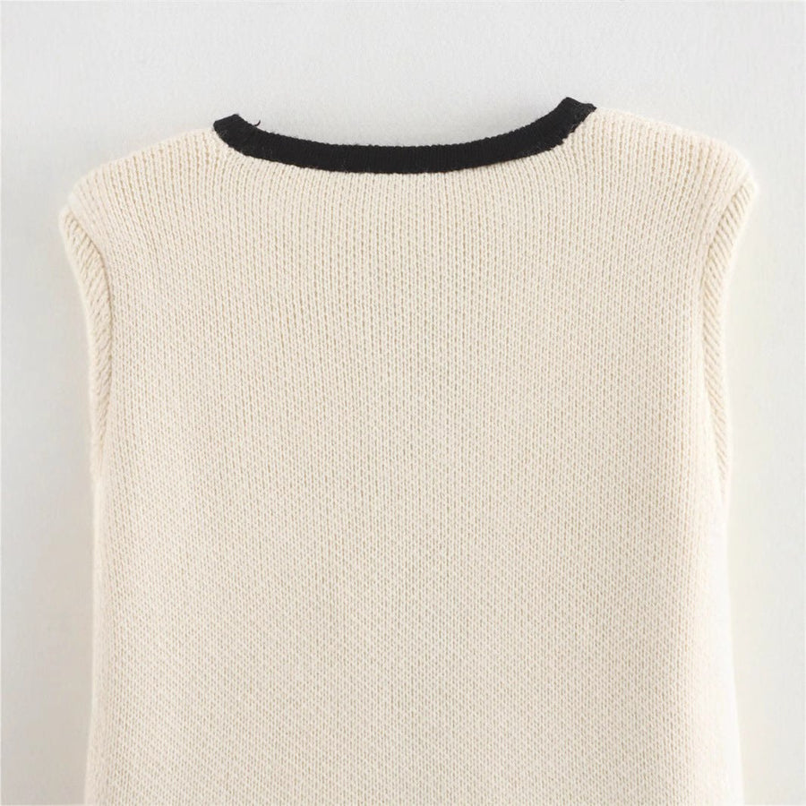 Georgia Elegant Knit Cardigan with Pockets