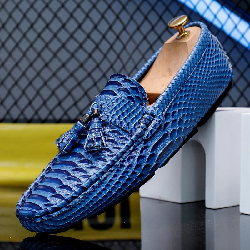 Giancarlo Leather Loafers in Hyper Blue