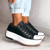 Gijs Orthopaedic Sneakers in Black