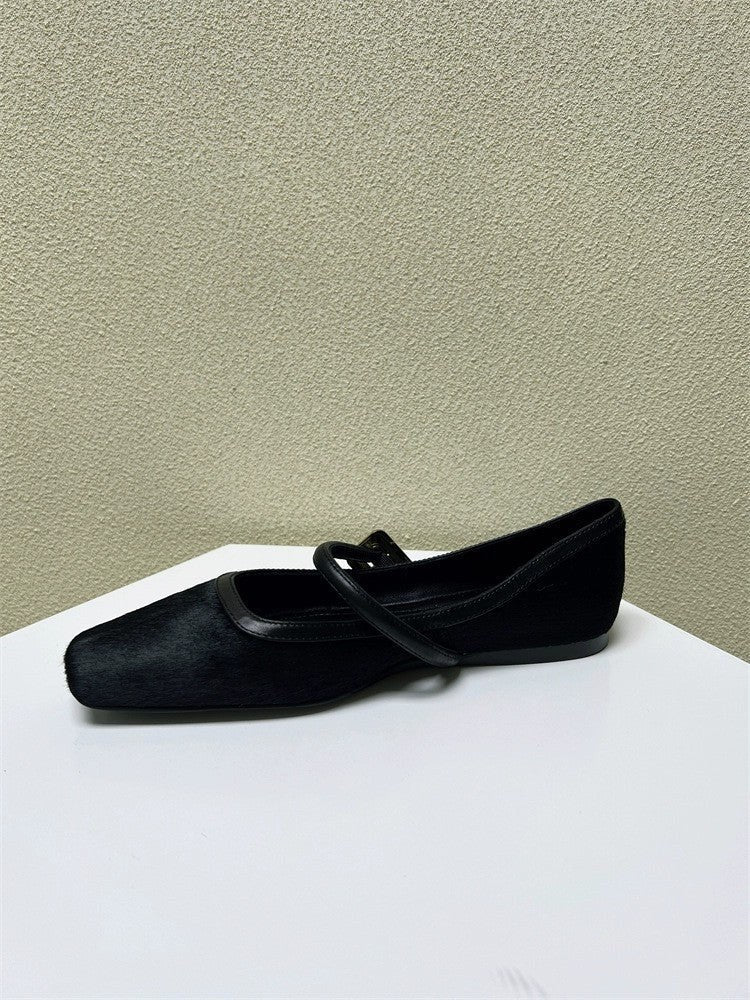 Greta Elegant Ballet Flats in Black