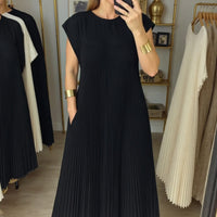 Gwendoline Pleated Maxi Dress in Yellow