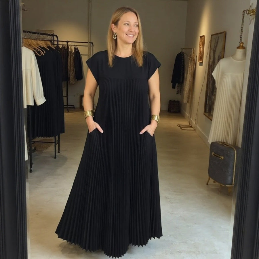 Gwendoline Pleated Maxi Dress in Yellow