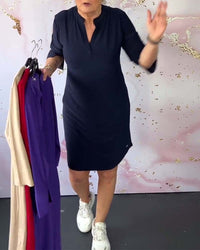 Hanne Elegant V-Neck Dress in Dark Blue