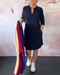 Hanne Elegant V-Neck Dress in Dark Blue