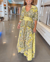 Helia - Holiday Dress with V-Neck and 3/4 Sleeves in Yellow