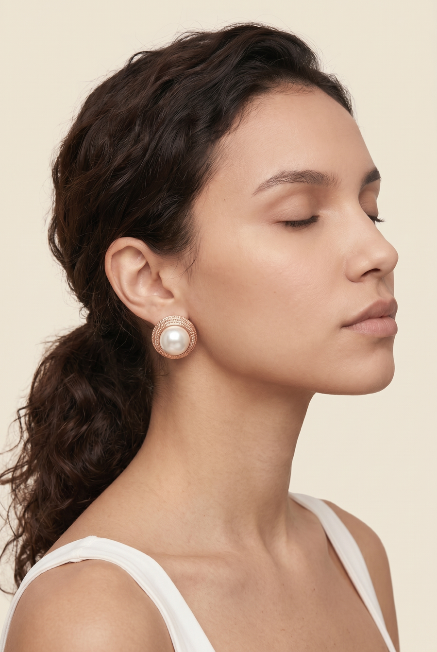 NOVA CIRCLE STATEMENT EARRINGS