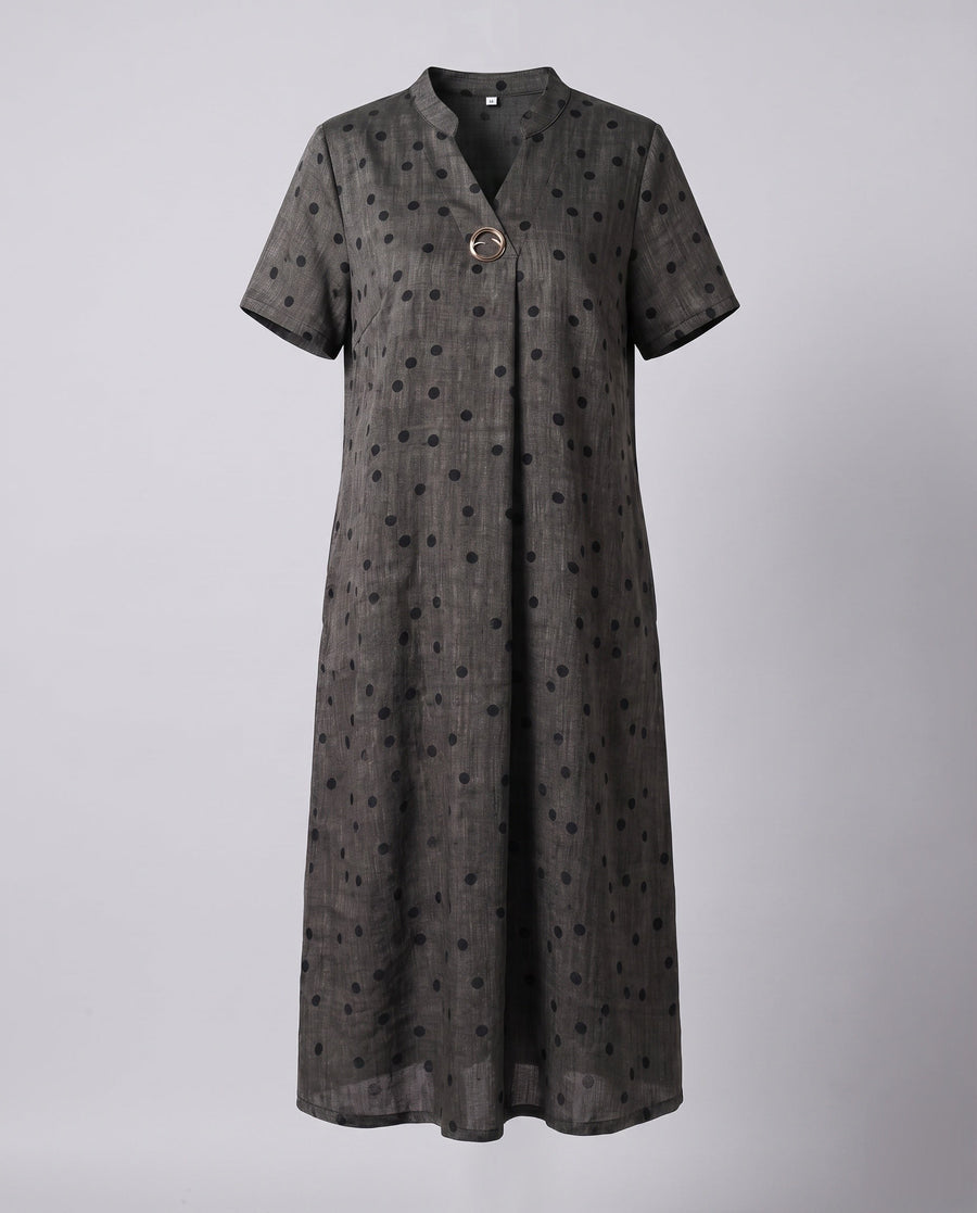 Ilse Relaxed Midi Dress with Side Pockets and Pockets in Charcoal