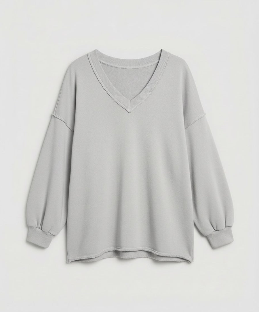 Imara Shirt with V-Neck and Oversized in Grey