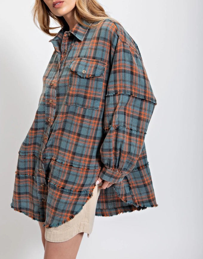 Imogen Shirt with Checked and Oversized in Pfauen Green