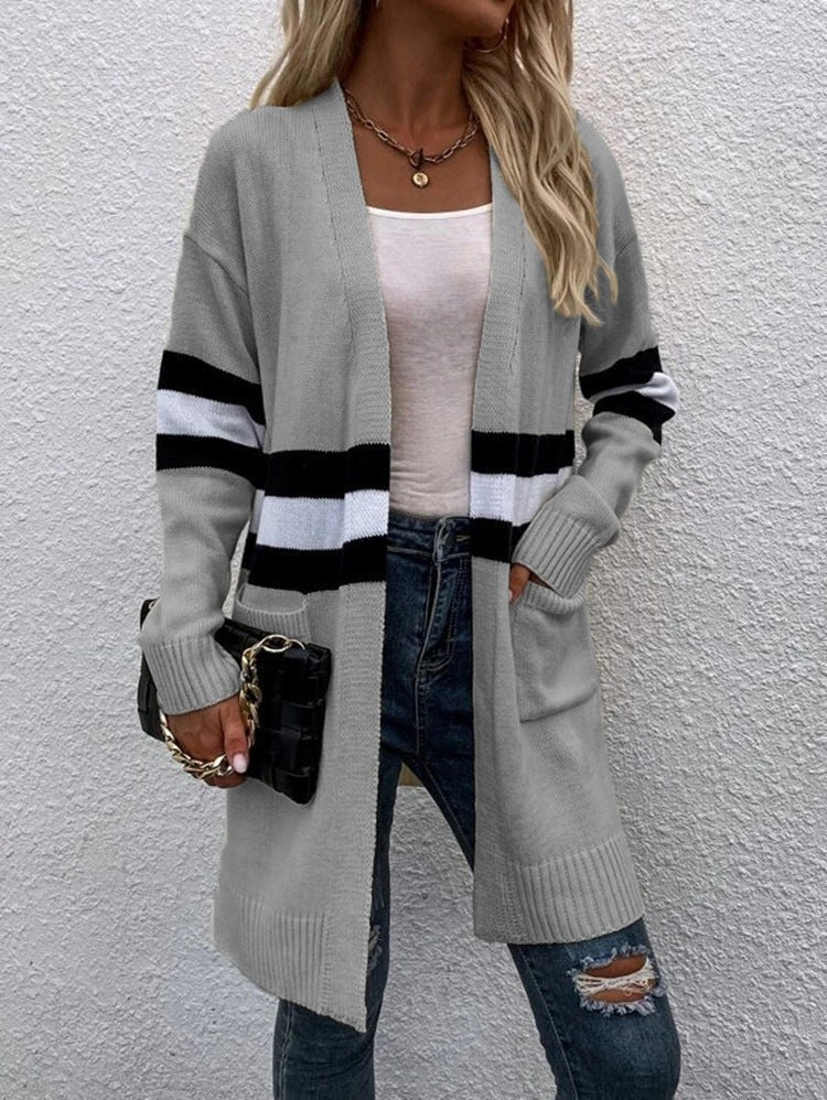 Irene Knit Cardigan with Long Sleeve and Pockets in Grey