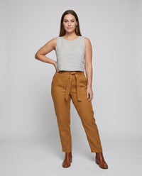 Iris Elegant Linen Top