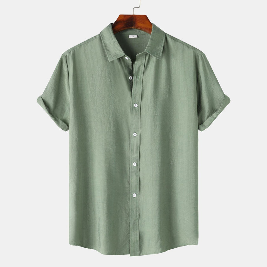 Iris Elegant Shirt with Short Sleeve and Button Front in Light Green