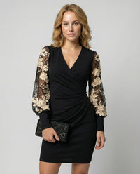 Iris Lace Dress in Schwarz A