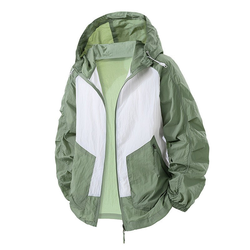 Isabeau Lightweight Jacket with Hood in Green