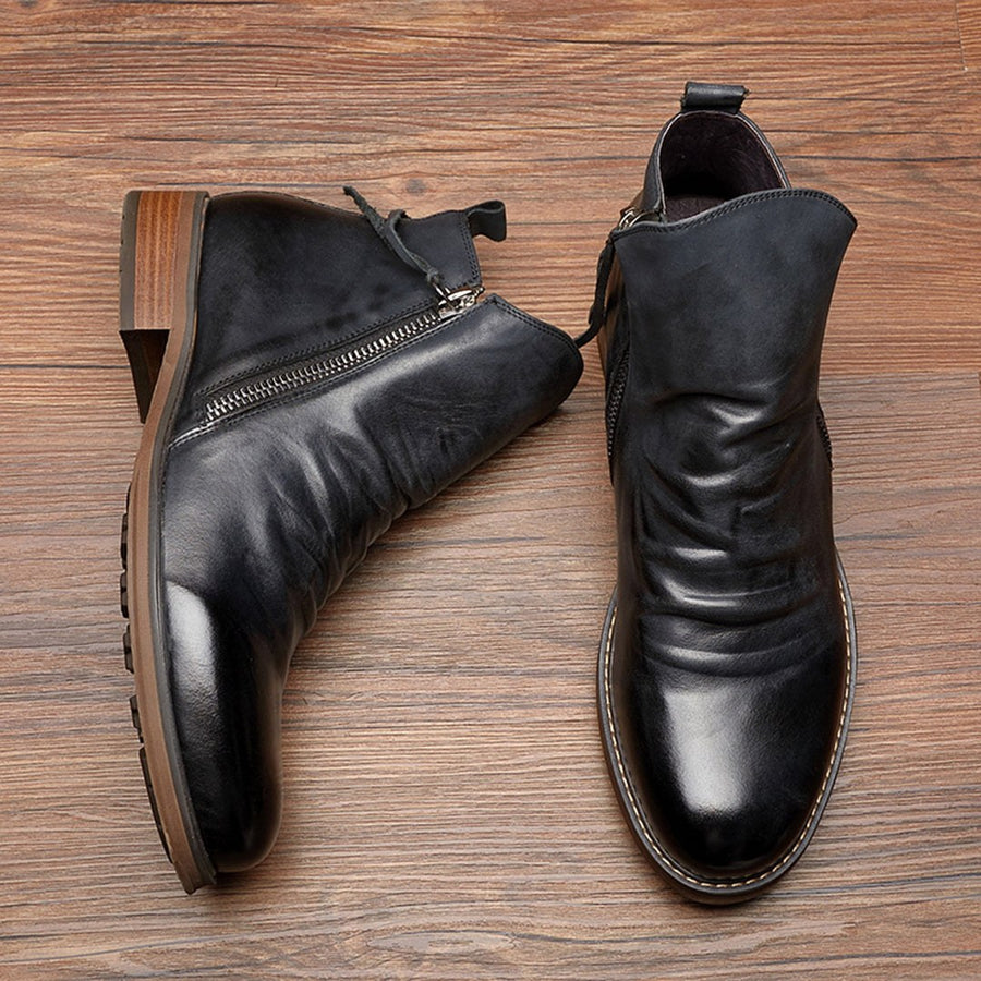 Isidor Casual Boots with Zip Front in Black