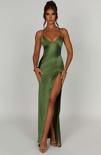 Estée Maxi Dress – Emerald