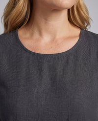 Jasmine Linen Blend Dress with Crew Neck and Pockets