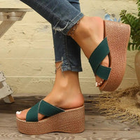 Jess Platform Wedge Sandal in Emerald