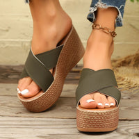 Jess Platform Wedge Sandal in Olive