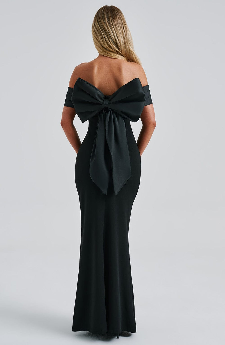 Lola Maxi Dress – Black