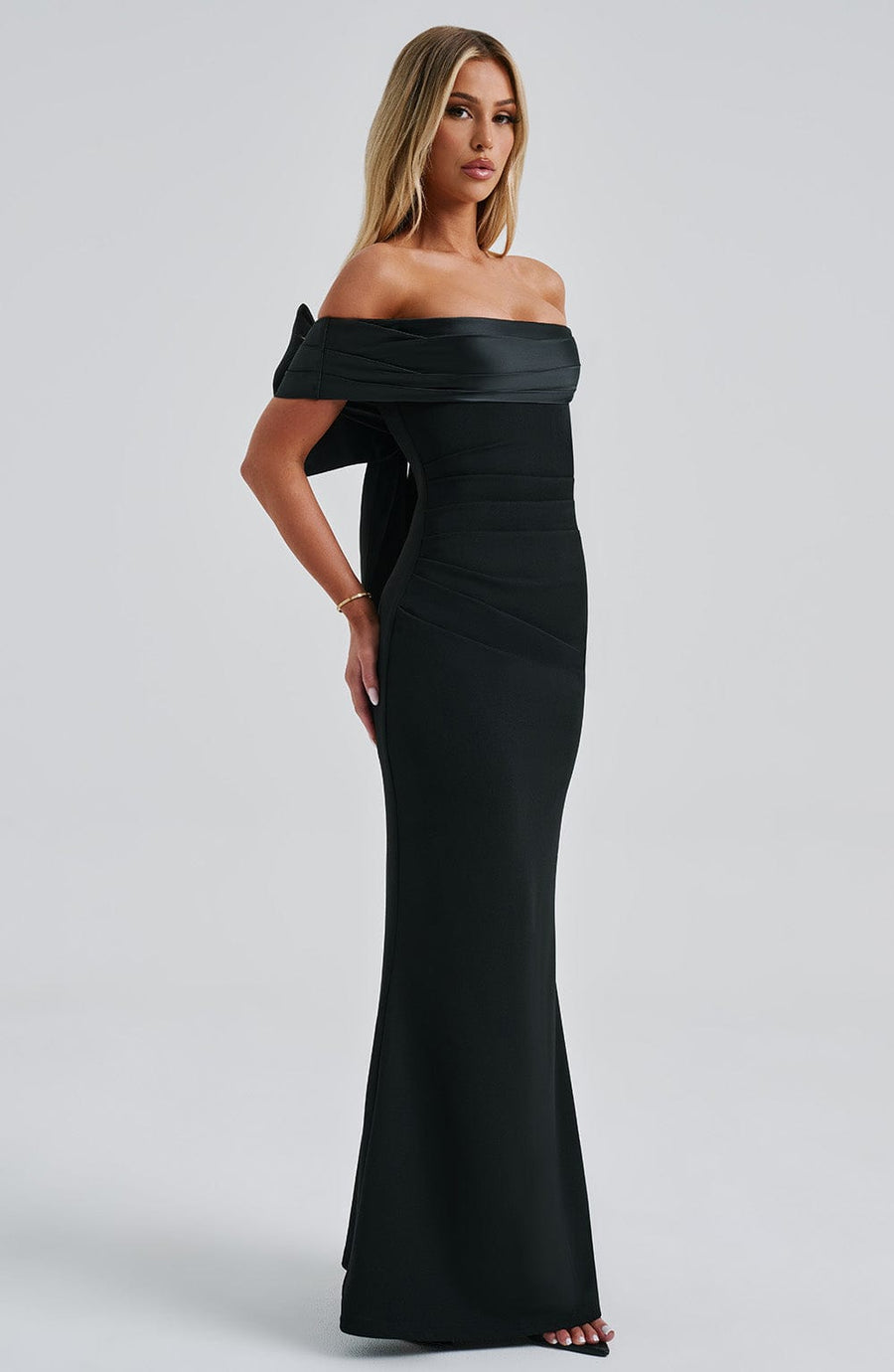 Lola Maxi Dress – Black
